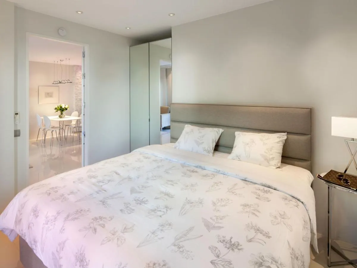 Modern 1 Bedroom Apartment, With Sea Views, In Andalucia Del Mar - Puerto Banus Marbella Spain